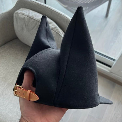 Pointed Ears Cap in black wool